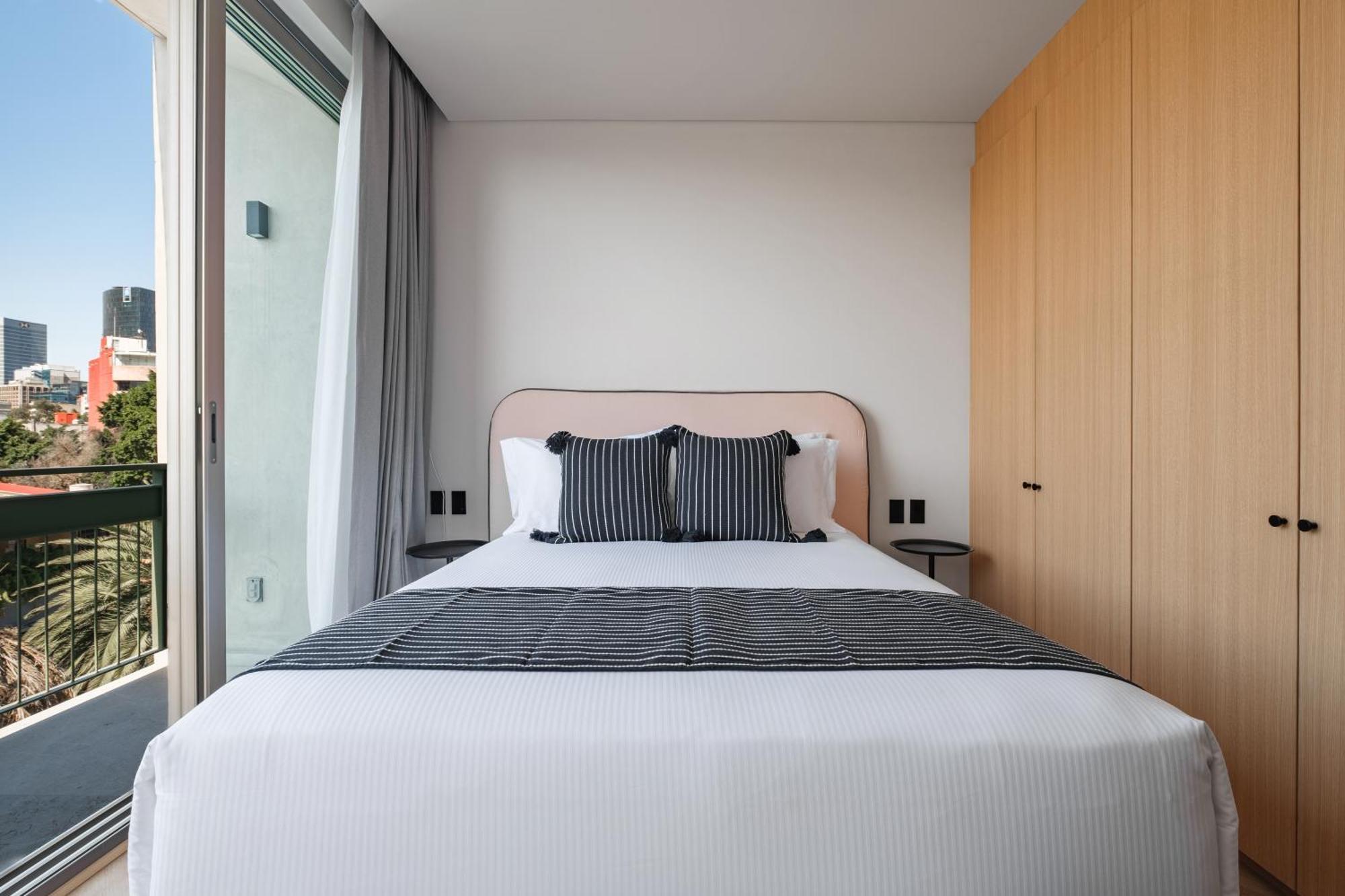 Casa Cibeles By Lumina Hotel Mexico City Room photo